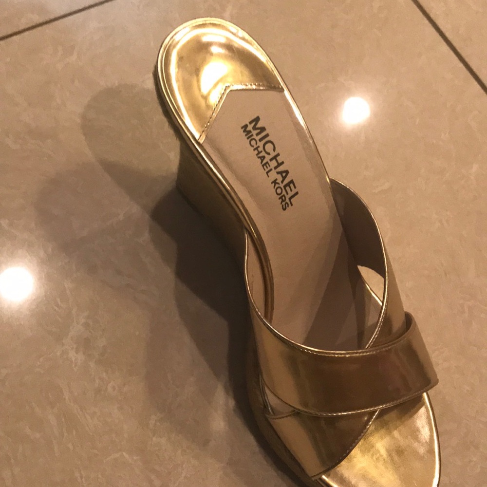 Mk shoes never worn new!